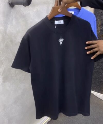 Graphic T shirt in Black